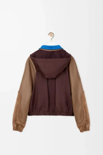 Bomberjacke aus Funktionsstoff Braun
