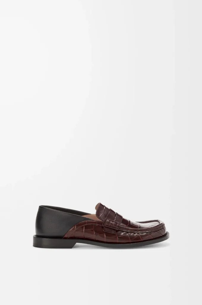 Campo Loafer mit Klappe aus geprägtem Kalbsleder und Nappalammleder Dunkelbraun/Schwarz