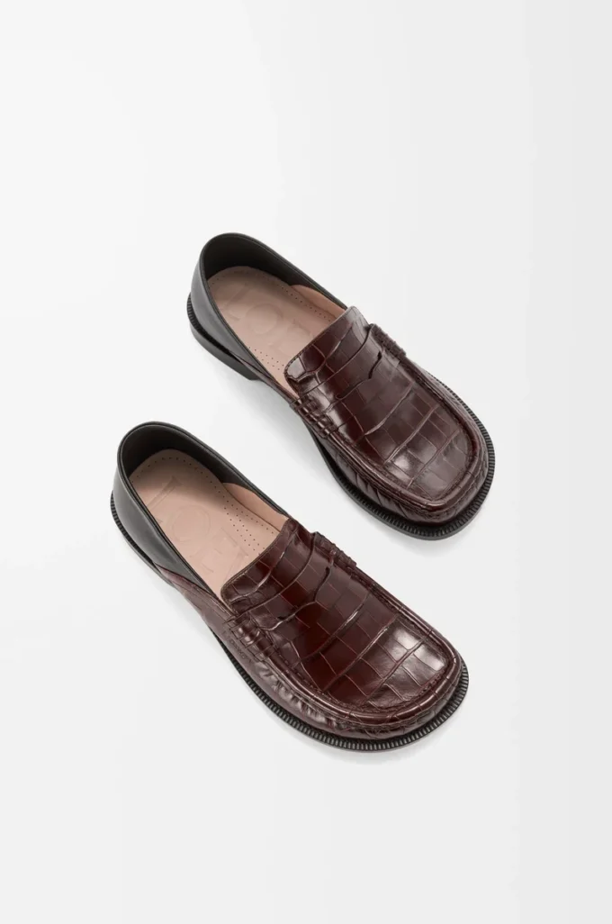 Campo Loafer mit Klappe aus geprägtem Kalbsleder und Nappalammleder Dunkelbraun/Schwarz