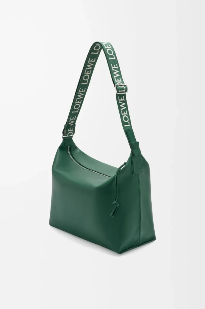 Cubi Crossbody-Tasche aus geschmeidigem, glattem Kalbsleder und Jacquard Evergreen