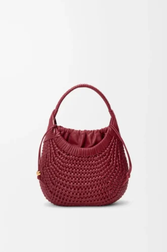 Diamond Hobo-Tasche aus Kalbsleder in Kirschrot