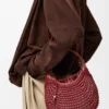 Diamond Hobo-Tasche aus Kalbsleder in Kirschrot
