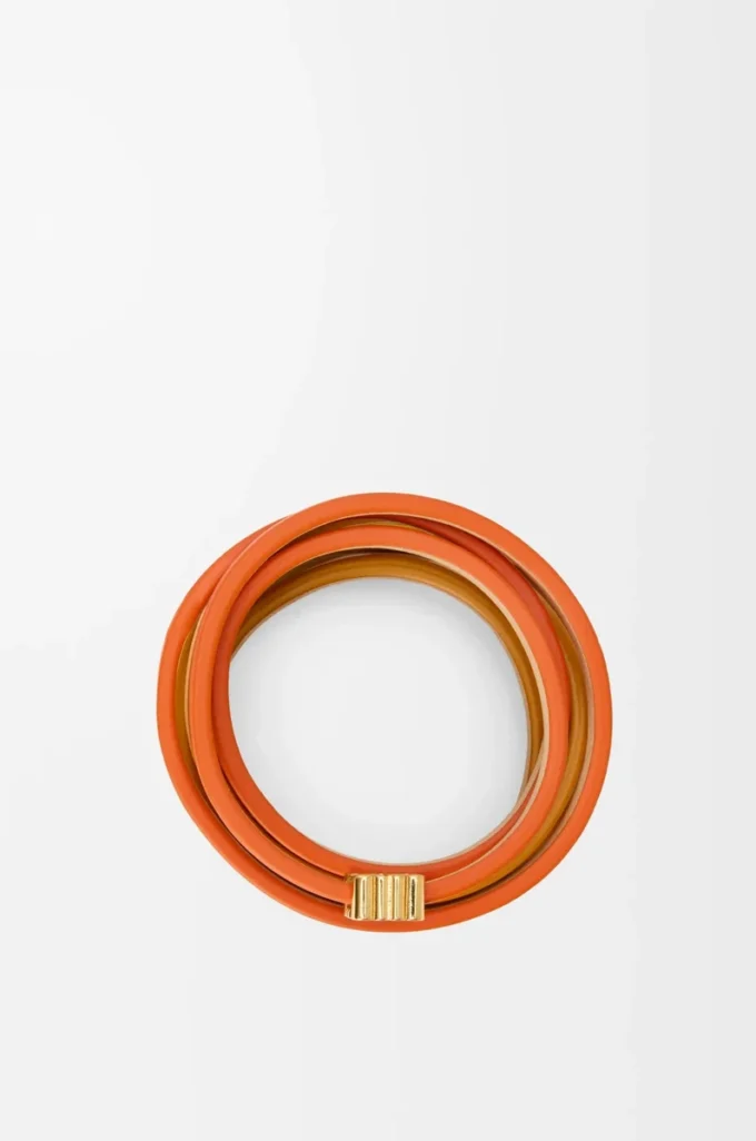 Doppelt gewundenes Armband aus Kalbsleder in leuchtendem Orange/Gelb