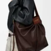 Draped Tote aus weichem Nappalammleder Dunkelbraun