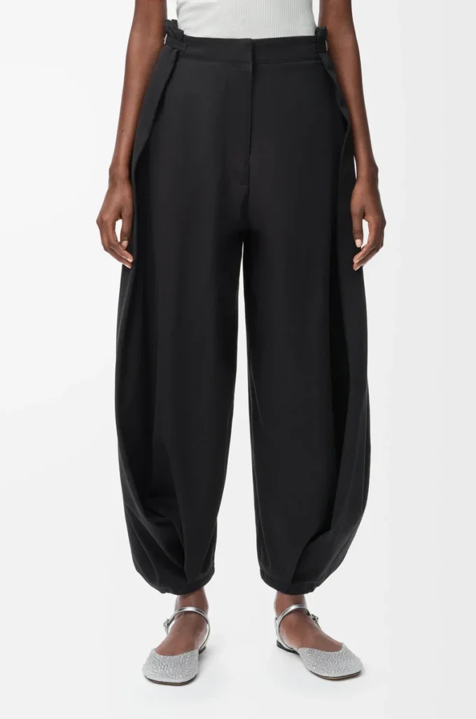Drapierte Hose aus Baumwolle und Seide Schwarz