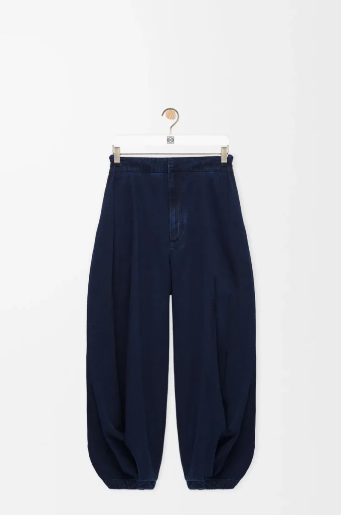 Drapierte Jeans aus Denim Dunkelindigo