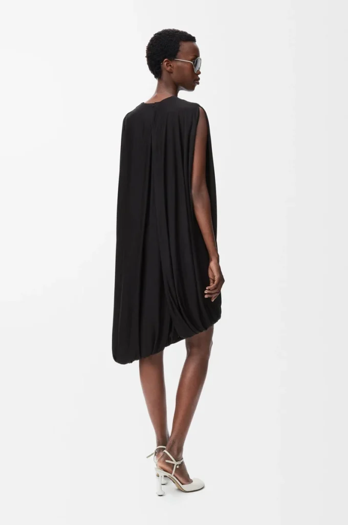 Drapiertes Kleid aus Viskose Schwarz