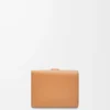 Dreifach gefaltete Brieftasche aus weichem genarbtem Kalbsleder in Toffee/Tan