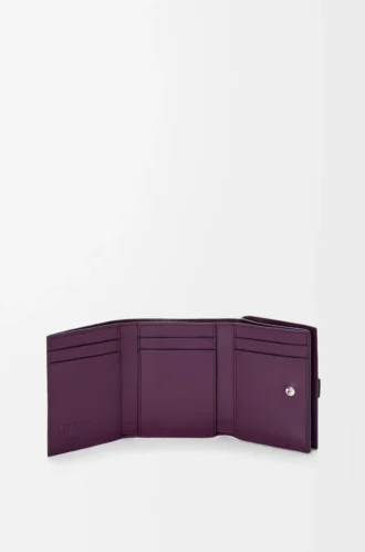 Dreifach gefaltete Geldbörse aus weichem genarbtem Kalbsleder in Dirty Mauve/Squirrel