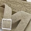 Ease Slipper aus gebürstetem Wildleder in Khaki-Grün