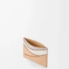 Einfacher Kartenhalter „Puzzle” aus klassischem Kalbsleder in Ghost/Silky Beige
