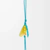 Erbsenschoten-Anhänger aus klassischem Kalbsleder in Deep Turquoise/Baby Corn