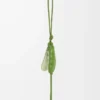 Erbsenschoten-Anhänger aus klassischem Kalbsleder in Spring Green/Spring Jade