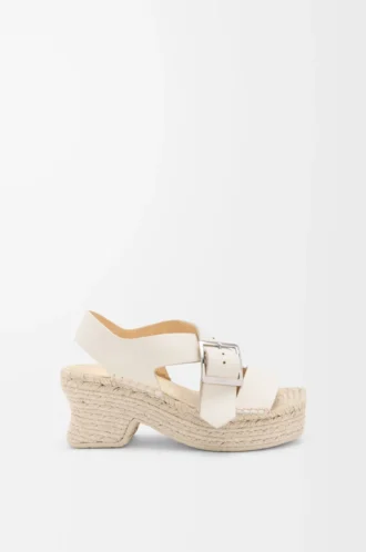 Espadrille-Plateausandale mit Blütenblattform aus weichem Kalbsleder    Weiß