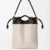 Flamenco-Handtasche aus weichem Nappalammleder in Hellgrau/Schwarz