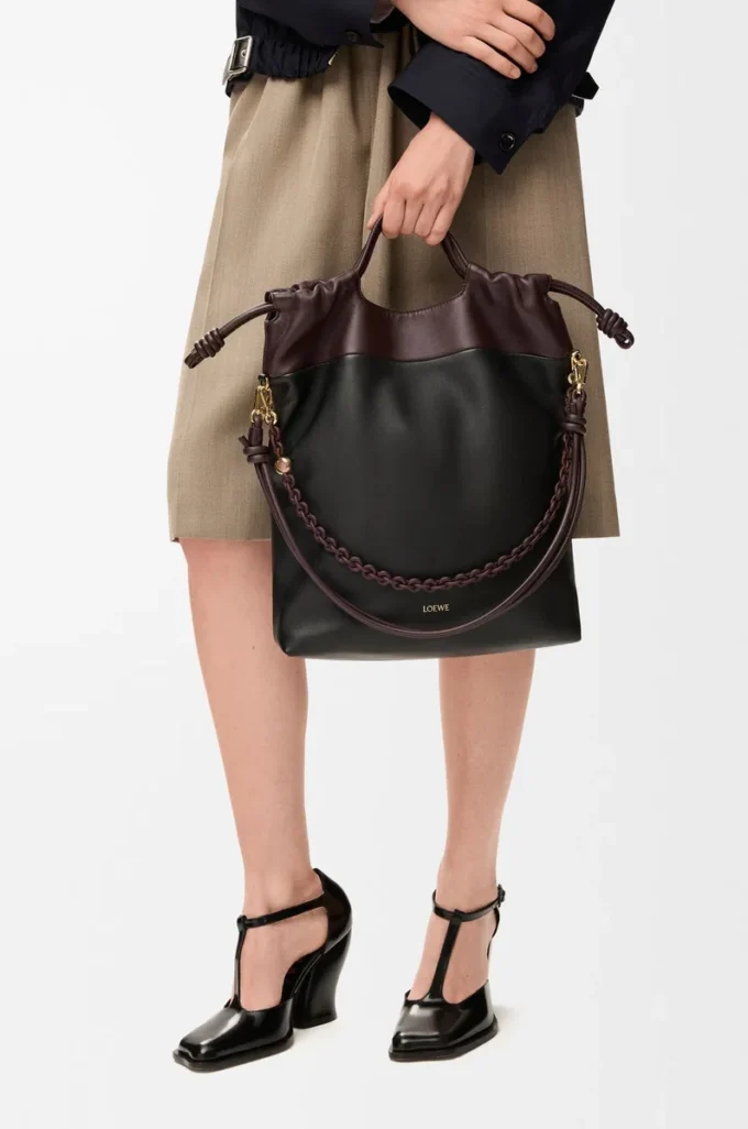 Flamenco Handtasche aus weichem Nappalammleder Schwarz/Dunkelbraun