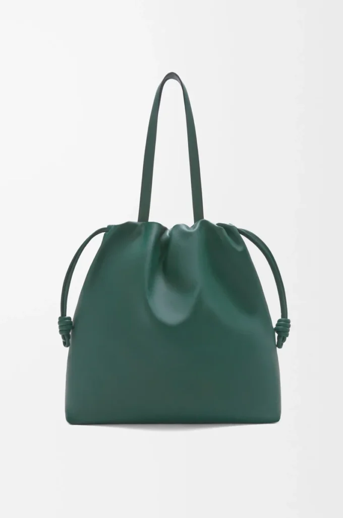 Flamenco Logo-Tasche aus Nappakalbsleder Evergreen