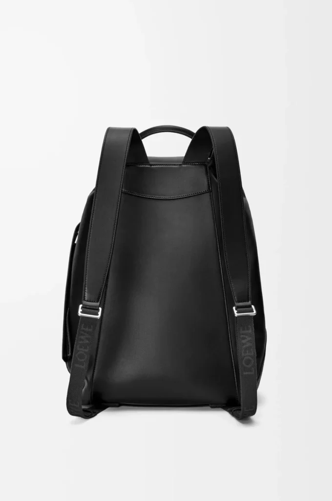 Flamenco-Rucksack aus glänzendem, geschmeidigem Kalbsleder Schwarz