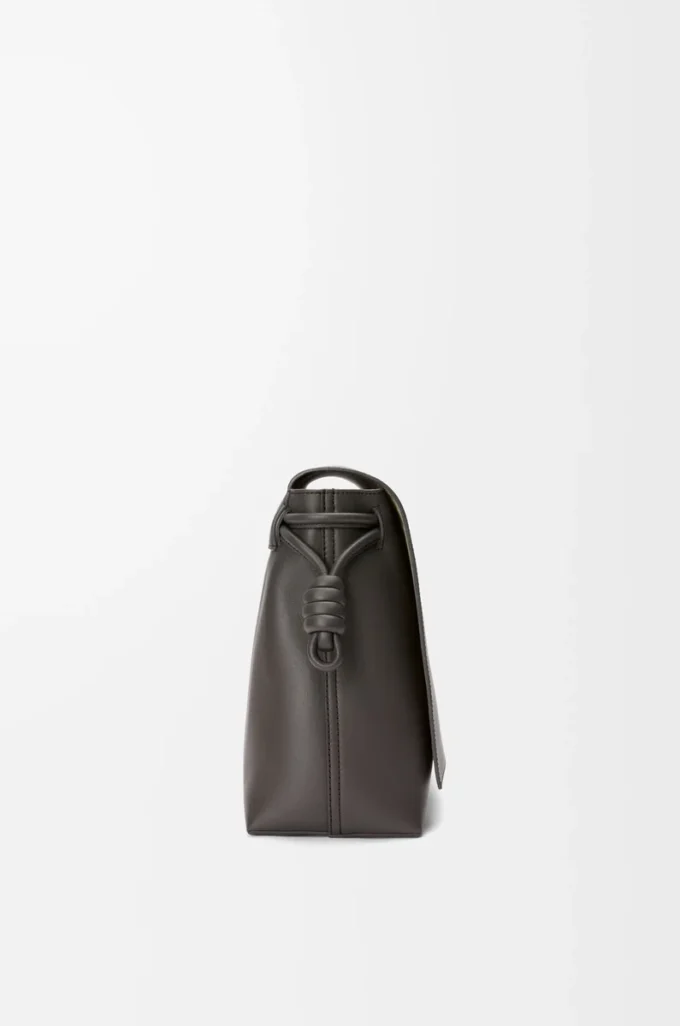 Flamenco Satchel aus glänzendem, geschmeidigem Kalbsleder Dunkelgrau