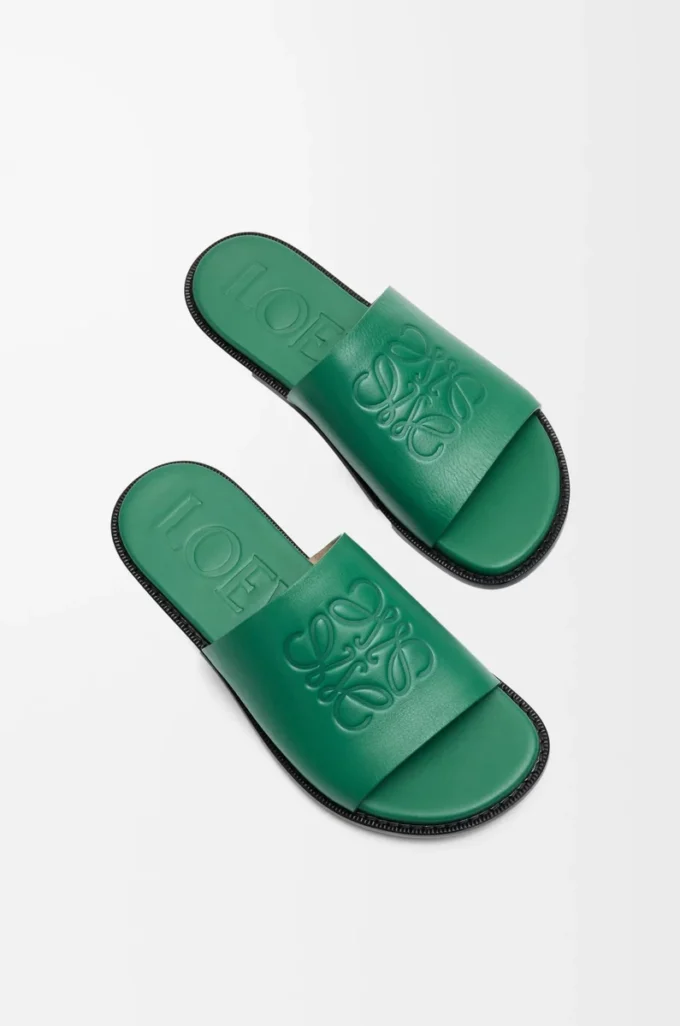 Flex Anagram-Pantolette aus weichem Kalbsleder, grün