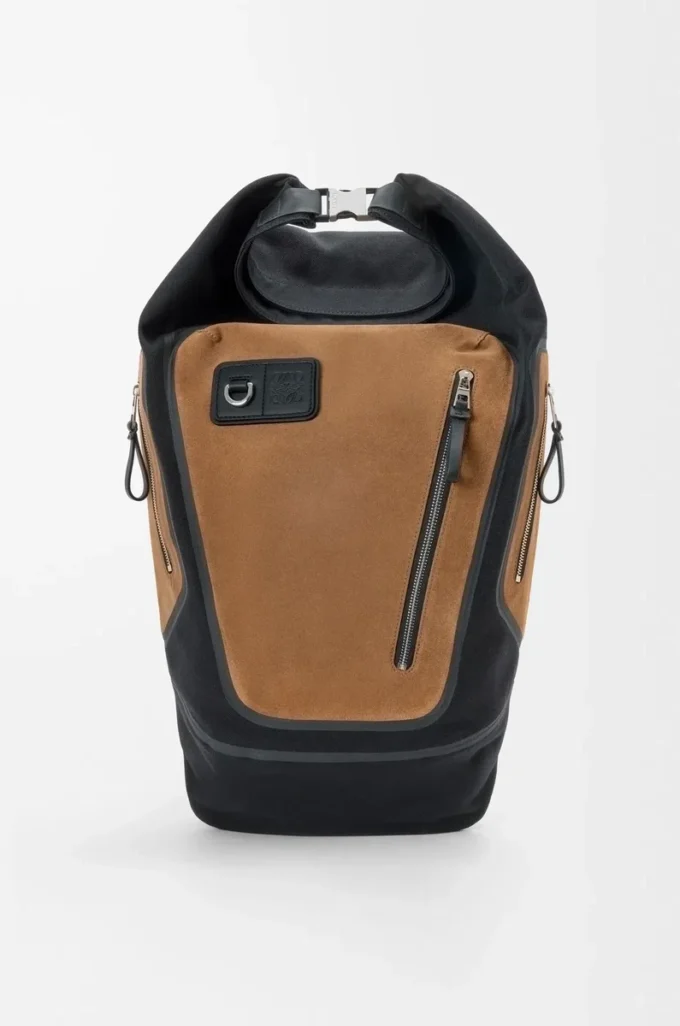 Flex Rolltop-Rucksack aus Canvas und Wildleder Schwarz/Dunkelgold Flex Rolltop-Rucksack aus Canvas und Wildleder Schwarz/Dunkelgold