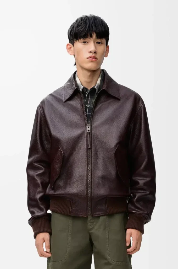 Fliegerjacke aus Hirschleder in Oxblood