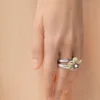 Flor Ring aus Sterlingsilber und Kristallen Gelb/Silber