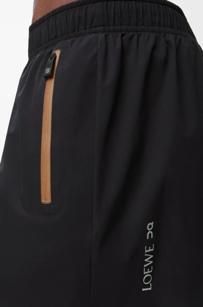 Funktionsshorts aus technischem Shell-Material Schwarz