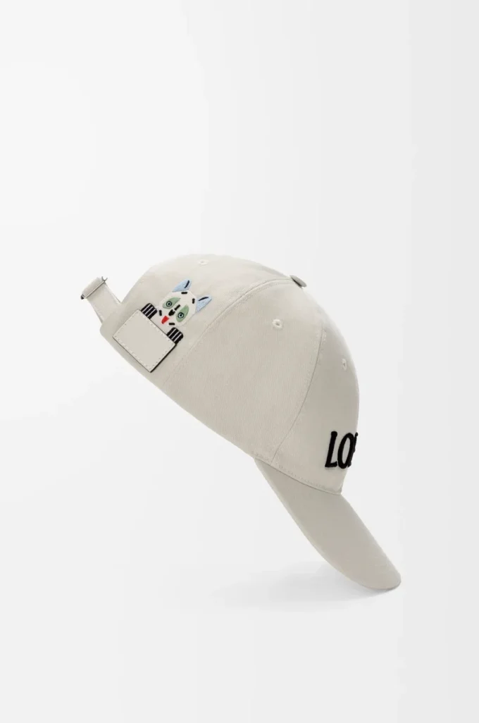Futurist Cat-Kappe aus Baumwolle in Soft White/Black