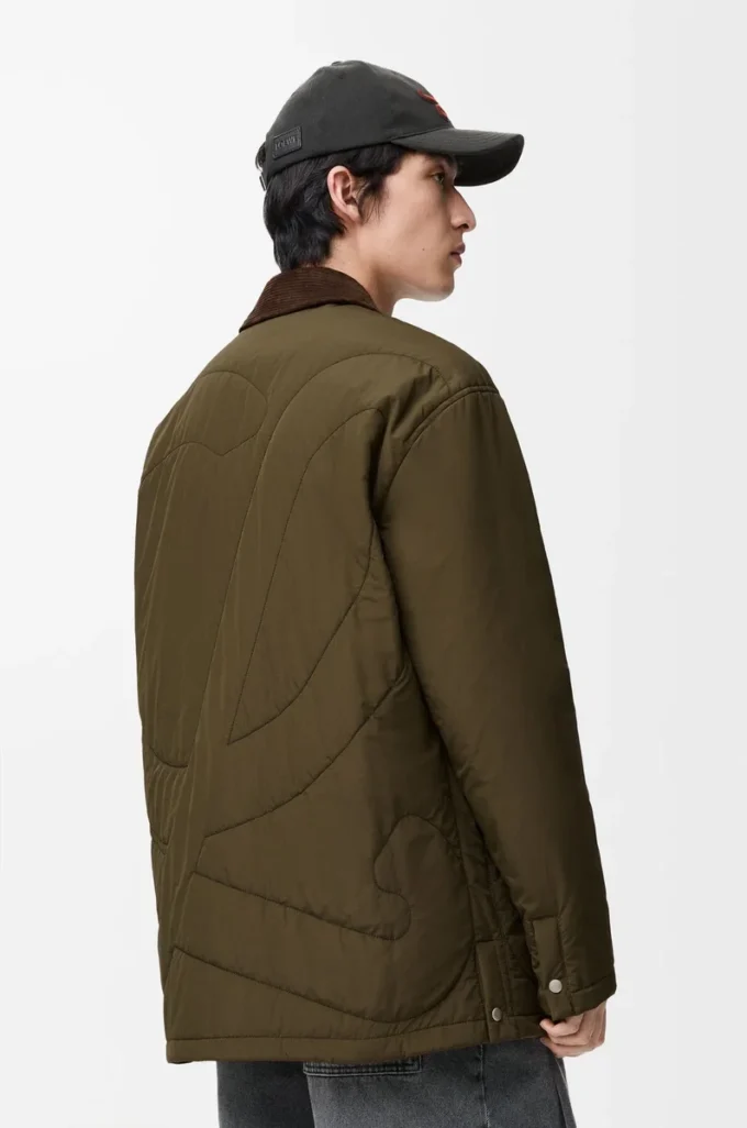 Gepolstertes Overshirt aus technischem Shell-Material in Khaki Green