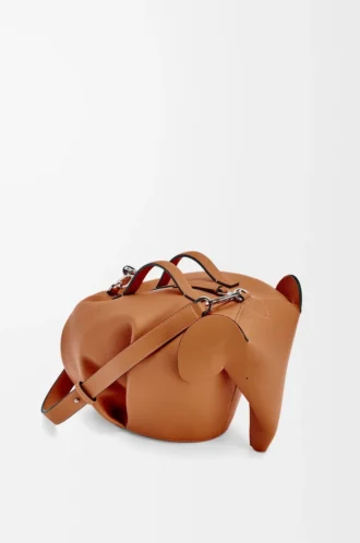 Große Elephant-Tasche aus klassischem Kalbsleder in Tan