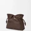 Große Flamenco-Clutch aus Nappakalbsleder Chocolate
