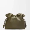 Große Flamenco-Clutch aus Nappakalbsleder Dark Khaki