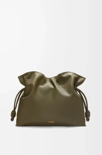 Große Flamenco-Clutch aus Nappakalbsleder Dark Khaki
