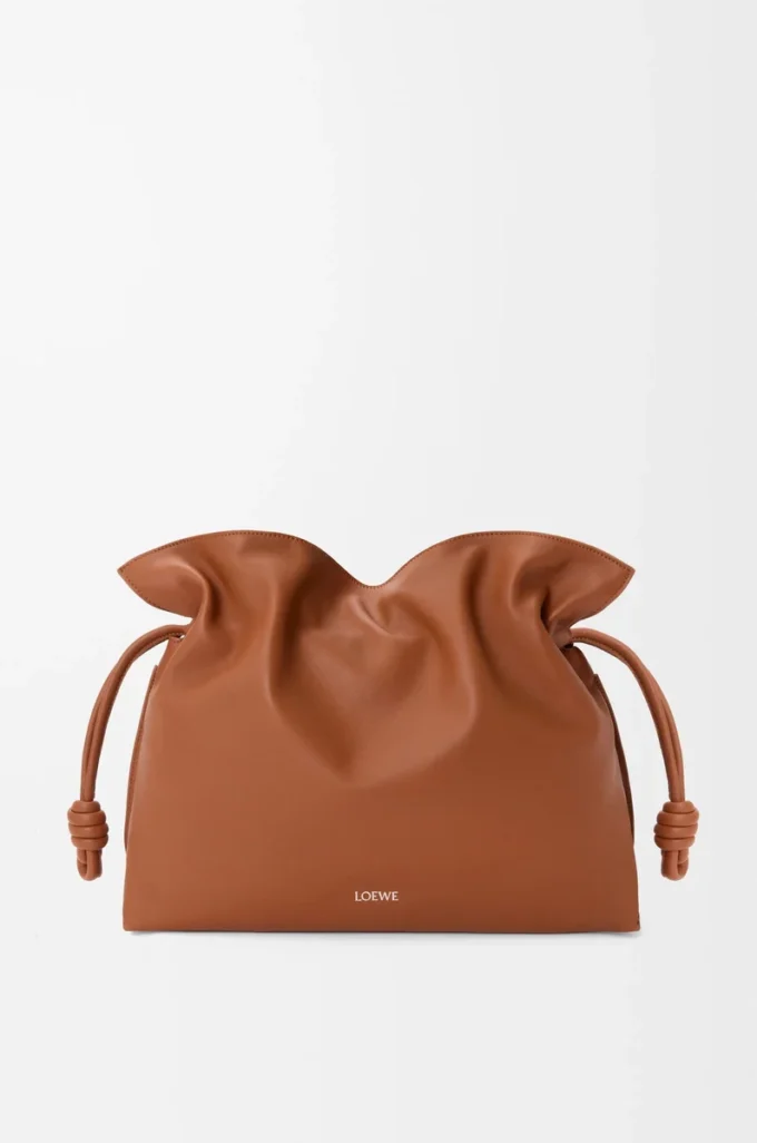 Große Flamenco-Clutch aus Nappakalbsleder Eichhörnchen