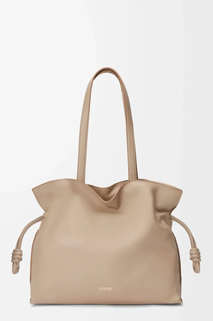 Große Flamenco-Clutch aus Nappakalbsleder Sand