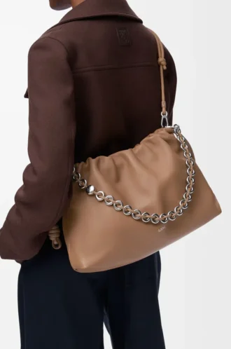 Große Flamenco-Handtasche aus weichem Nappalammleder in Mokka