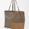 Große horizontale Puzzle Fold-Tasche aus weichem genarbtem Kalbsleder in Taupe