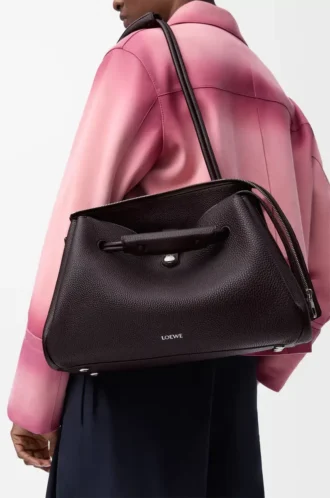 Große Madrid-Tasche aus geschmeidigem genarbtem Kalbsleder in Dark Ebony