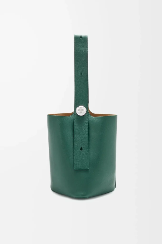 Große Pebble-Beuteltasche aus geschmeidigem genarbtem Kalbsleder Evergreen