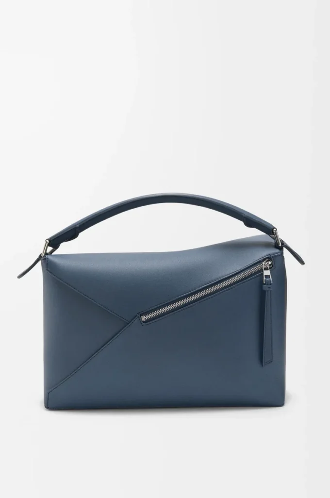 Große Puzzle Edge Tasche aus klassischem Kalbsleder in Indigo Dye