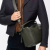 Große Puzzle-Tasche aus geschmeidigem genarbtem Kalbsleder in Dunkelkhaki