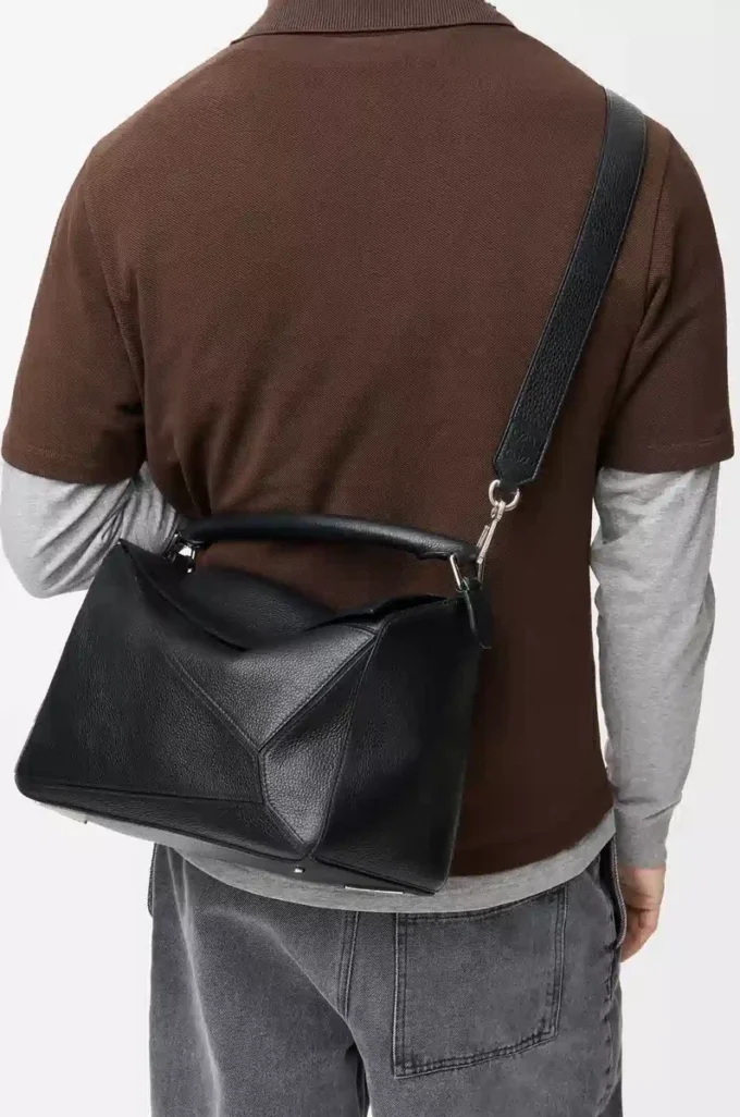 Große Puzzle-Tasche aus geschmeidigem genarbtem Kalbsleder in Schwarz