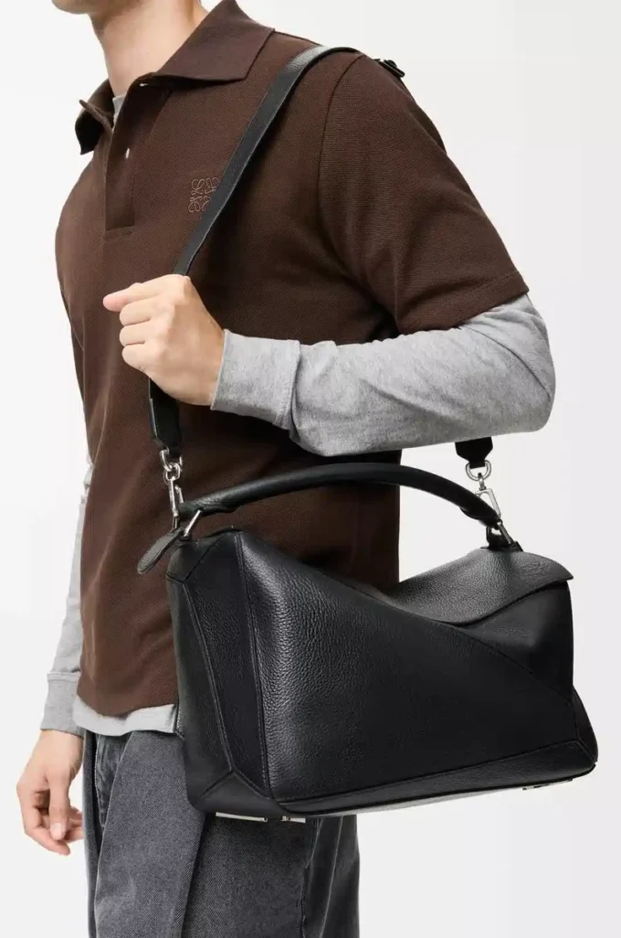Große Puzzle-Tasche aus geschmeidigem genarbtem Kalbsleder in Schwarz