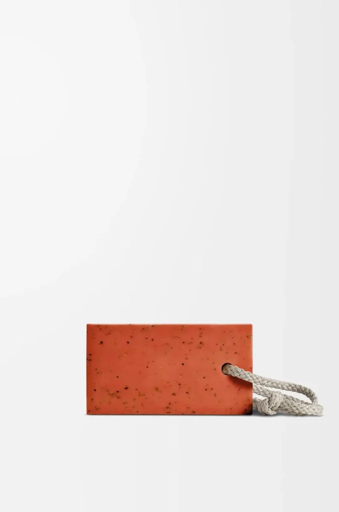Große Seife mit Tomatenblättern Rot