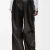 Gürtelhose aus schwarzem Nappalammleder