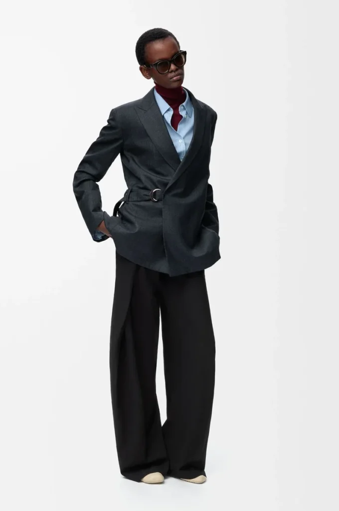 Gürtelhose aus Wolle Schwarz