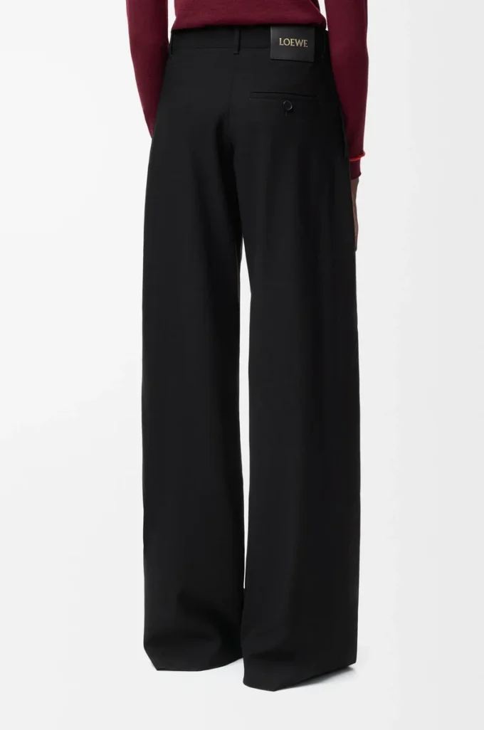 Gürtelhose aus Wolle Schwarz