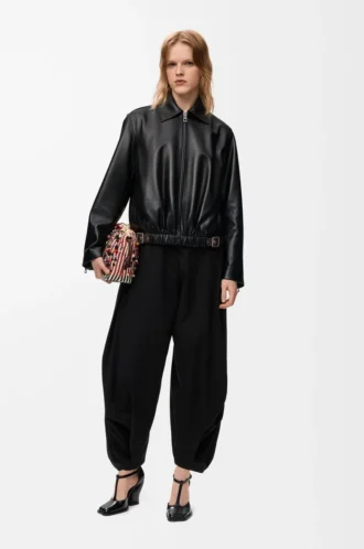 Gürteljacke aus Nappalammleder in Schwarz