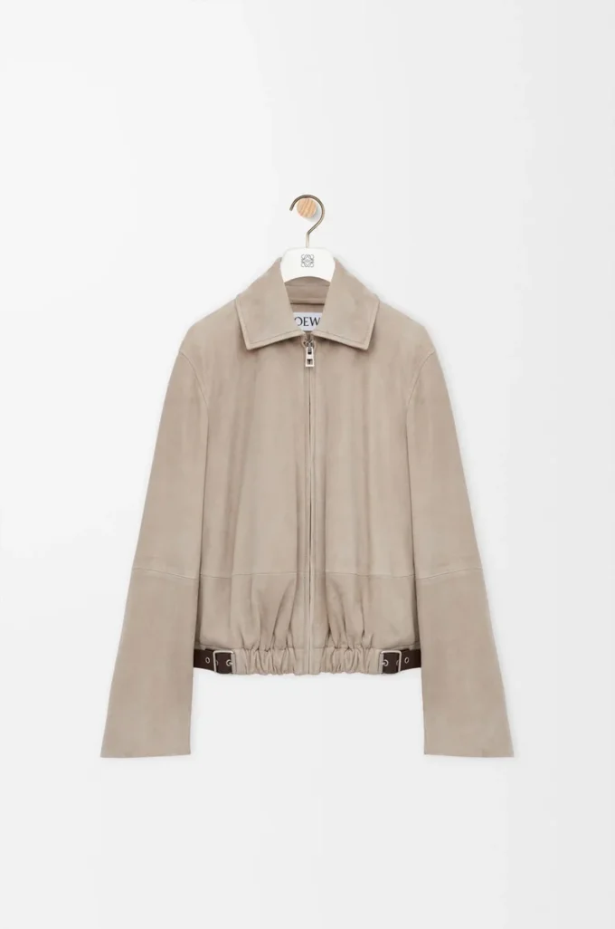 Gürteljacke aus Ziegenwildleder Dunkelbeige